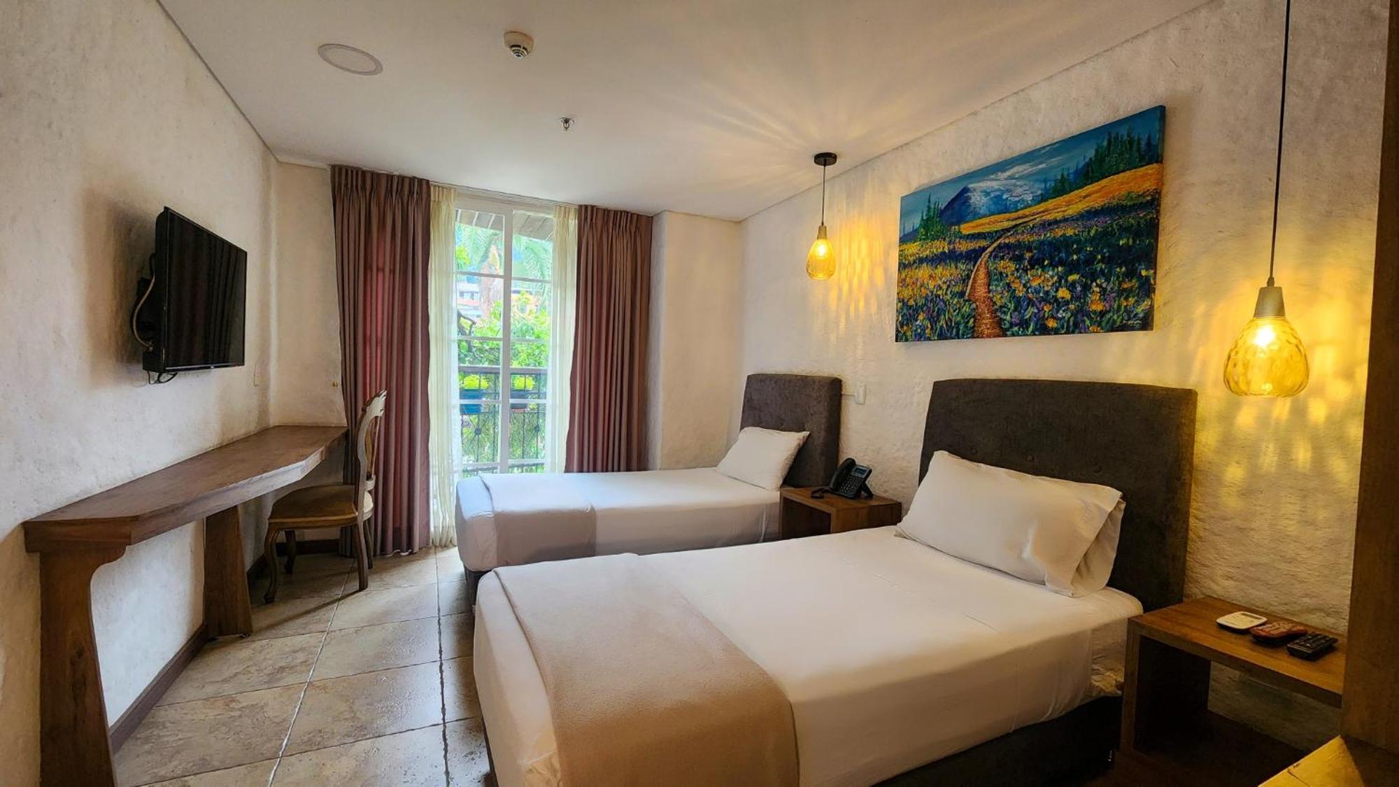 Hotel Boutique Casa Del Hidalgo Кали Экстерьер фото